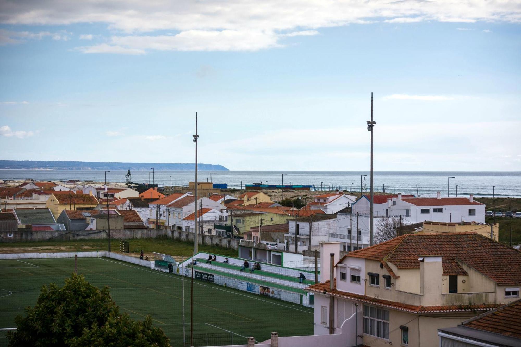 Beach Apartment W/Ocean View Costa de Caparica Luaran gambar